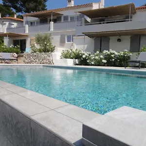  Hébergement de vacances - Maison Mediterrannee - Piscine Chauffée